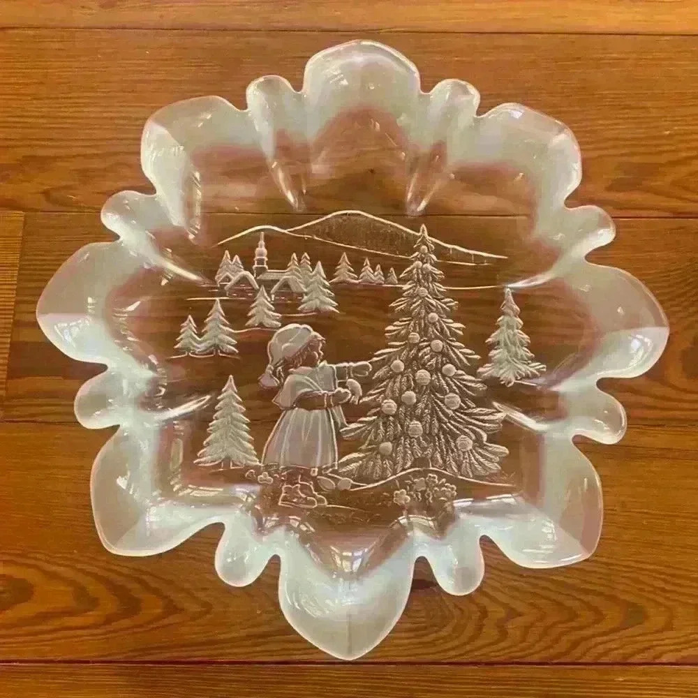 Mikasa Christmas Scene Frosted Ruffled Edges Serving Plate - Picture 6 of 6